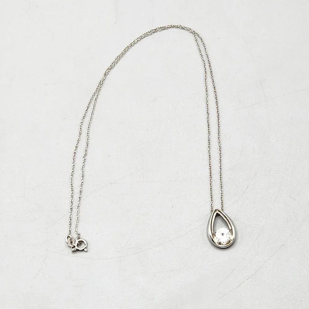 Sterling Silver Teardrop Pendant Necklace w CZ accent 925 DL Italy Link Chain - Picture 2 of 9